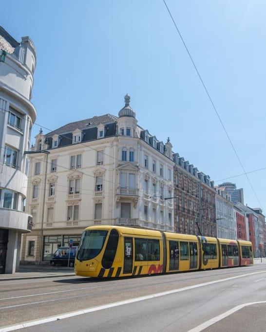 Grand Appartement Mulhouse Exterior photo